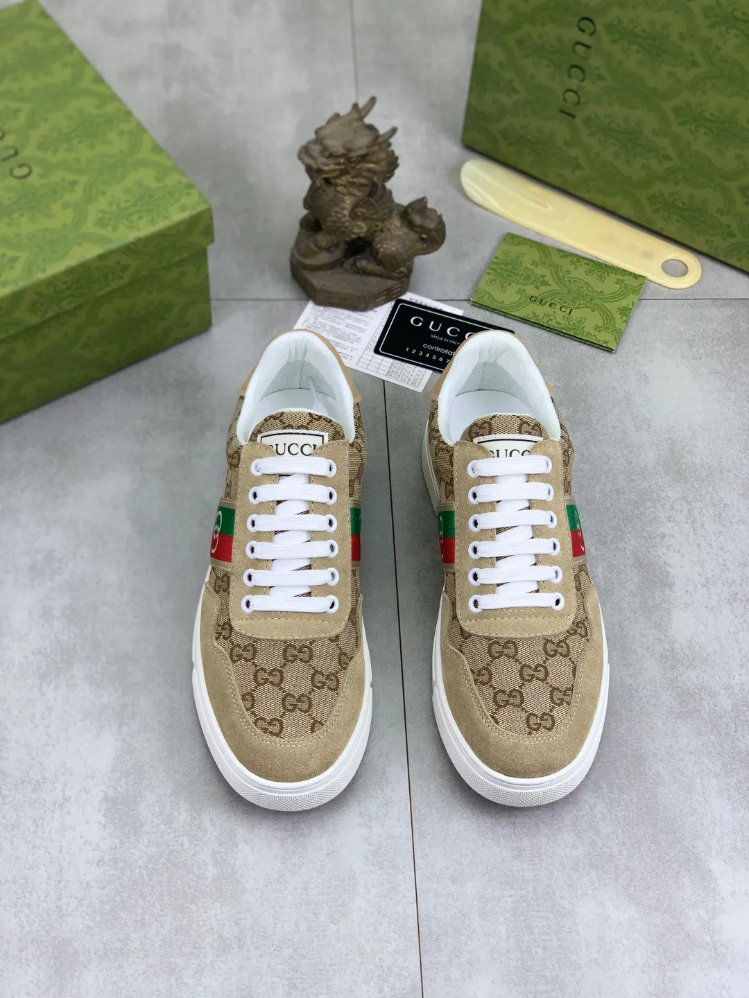 Men's men's shoes 💰P440💰 [New model] (GUCCI) official website's latest 🎁🎁casual and fashionable men's shoes 👟, hot style 💥 style is simple and elegant, exclusive for trendy men. Unique official website's latest brand double G elements Original 👑Gucci decoration, fashionable and generous, the fabric is original frosted calfskin✅Fully imported first-layer pigskin lining, the official website specifies wear-resistant, lightweight original rubber casual outsole, the classic model is taken in real life🎬38-44 3️⃣ colors available